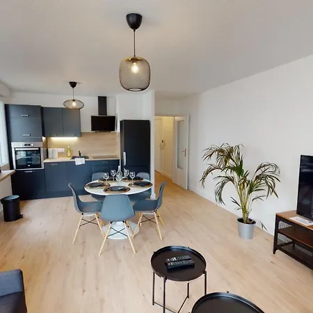 아파트 Hallesgare 1 Free Parking