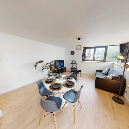 아파트 Hallesgare 1 Free Parking